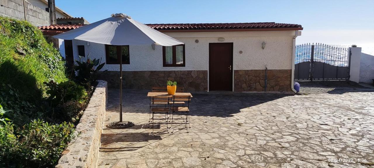A Guaira, Fantastico Apartamento Al Borde Del Mar Oia Exterior photo